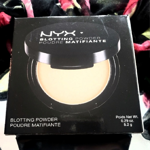 3/$15 NYX Blotting Powder medium/dark NIB - Picture 4 of 7